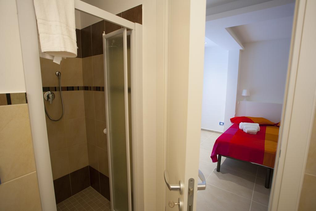Delposto Marina Di Ragusa Prl Номер фото