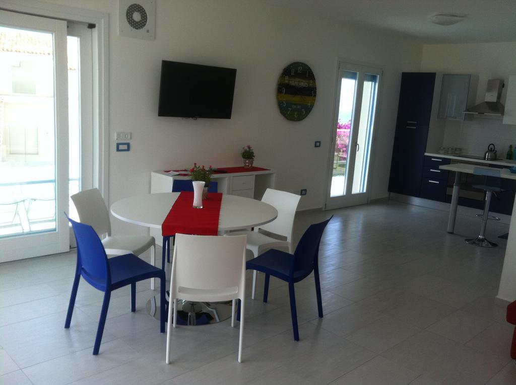 Delposto Marina Di Ragusa Prl Екстер'єр фото