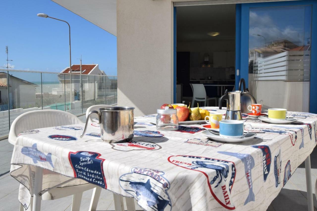 Delposto Marina Di Ragusa Prl Екстер'єр фото