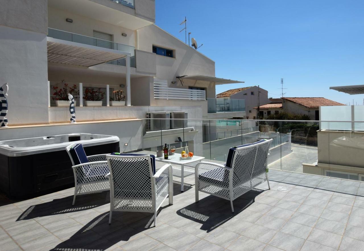 Delposto Marina Di Ragusa Prl Екстер'єр фото